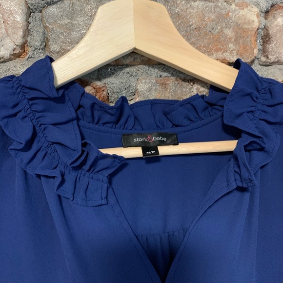 Stork & Babe maternity sleeveless blouse - Picture 3 of 3